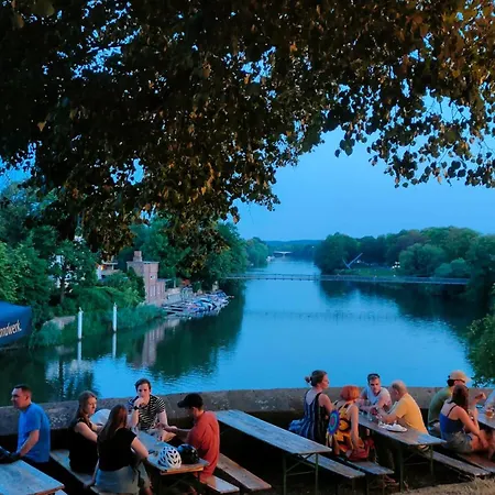 Jan's Homestay! #kassel-lohfelden Homestay szállás